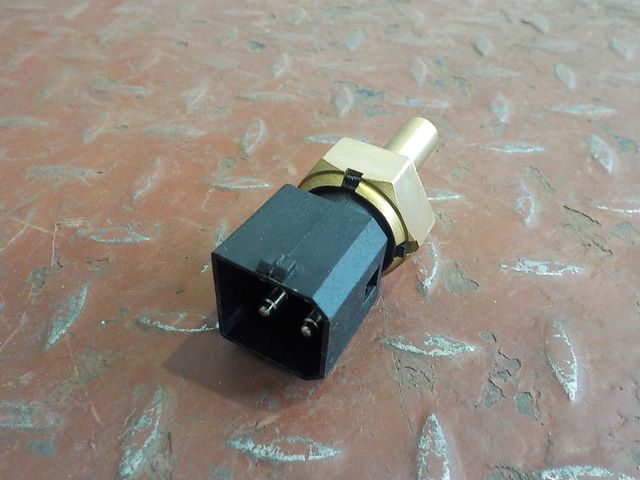 INF01019 STARTEC Датчик температуры охлаждающей жидкости, фото 1