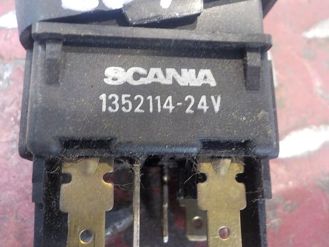 1352114 SCANIA Кнопка, № XF204594, фото 4