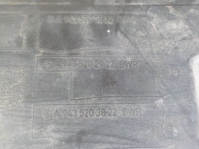 9435203922 MERCEDES Шумоизоляция двигателя, № XF198572, фото 4