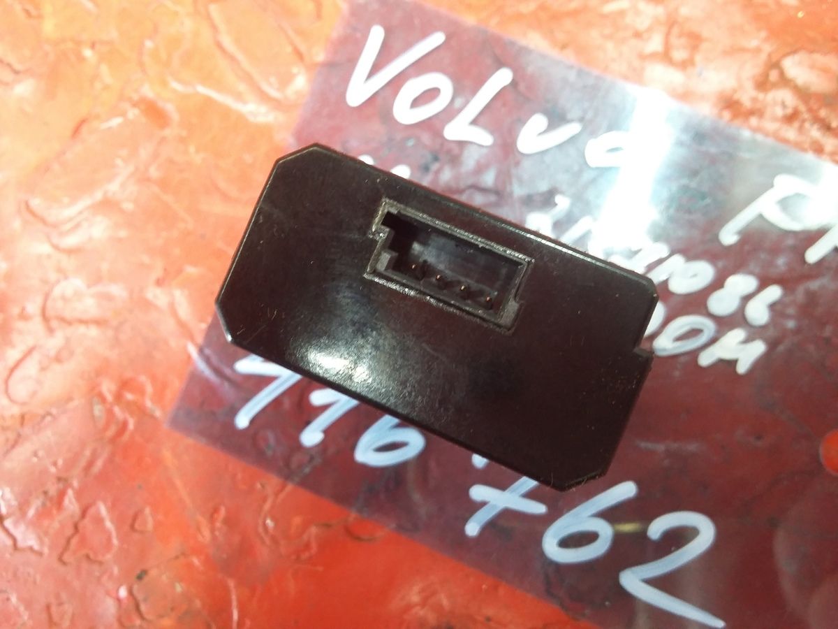 21371086 VOLVO Микрофон, № XF416762, фото 4