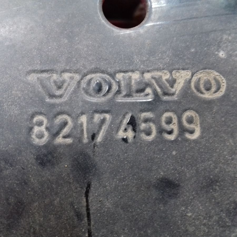 82174599 VOLVO Кронштейн подножки, № XF411201, фото 4