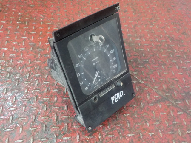 5010232235 RENAULT Тахограф, № XF260606, фото 1