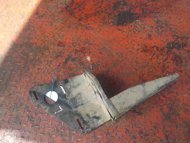 20547512 VOLVO Кронштейн патрубка, № XF108529, фото 3
