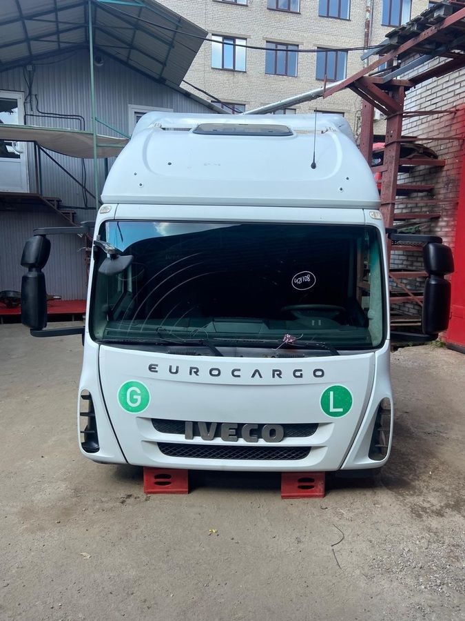 IVECO Кабина, MLL Высокая, № XF421108, фото 8