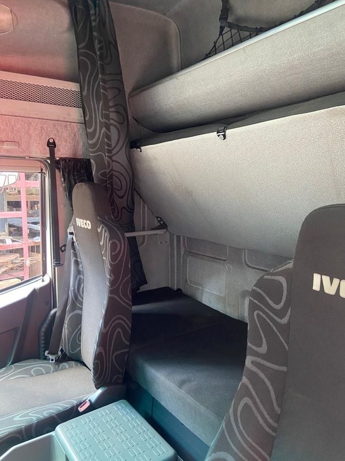 IVECO Кабина, MLL Высокая, № XF421108, фото 10
