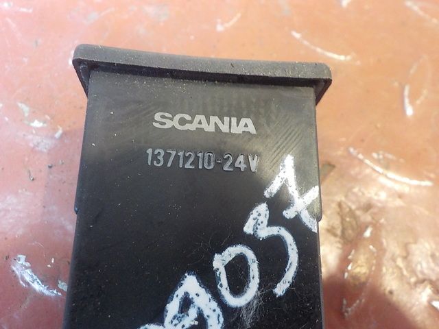 1371210 SCANIA Кнопка, № XF209037, фото 3