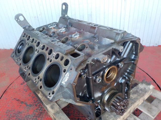 MERCEDES Двигатель, OM502, № XF136948, фото 4