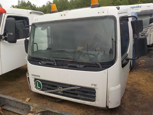 VOLVO Каркас кабины, № XF79685, фото 3