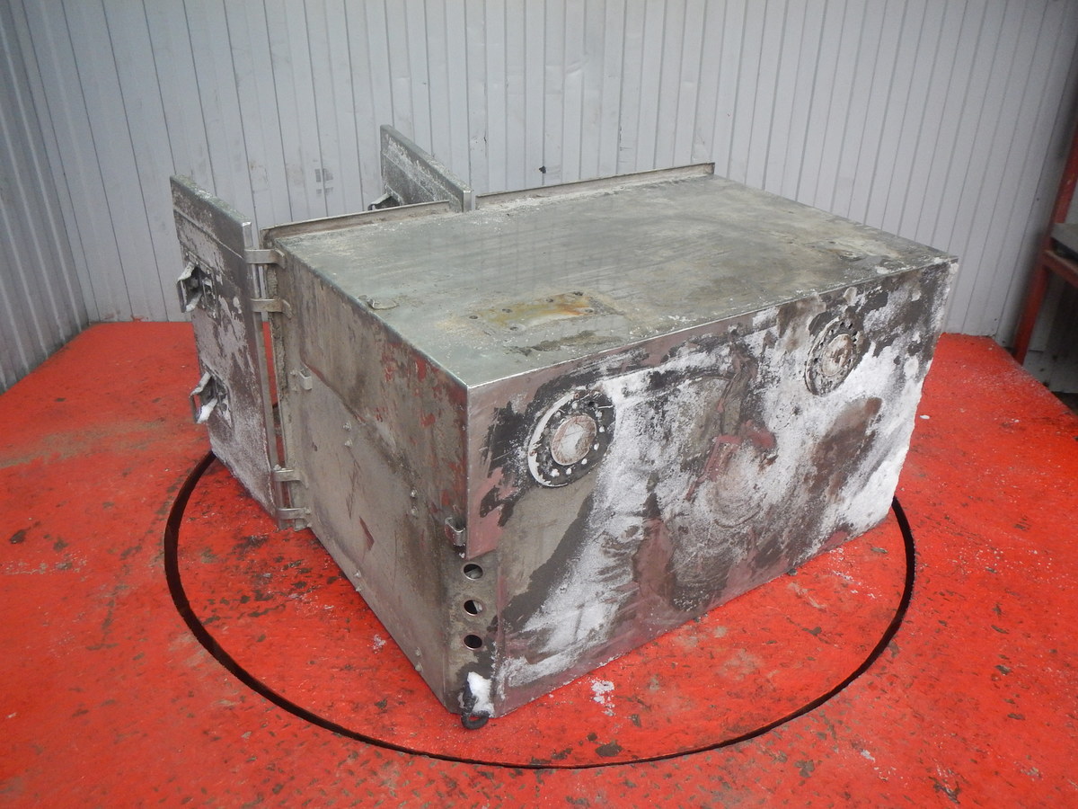 MERCEDES Ящик вещевой, № XF406497, фото 7