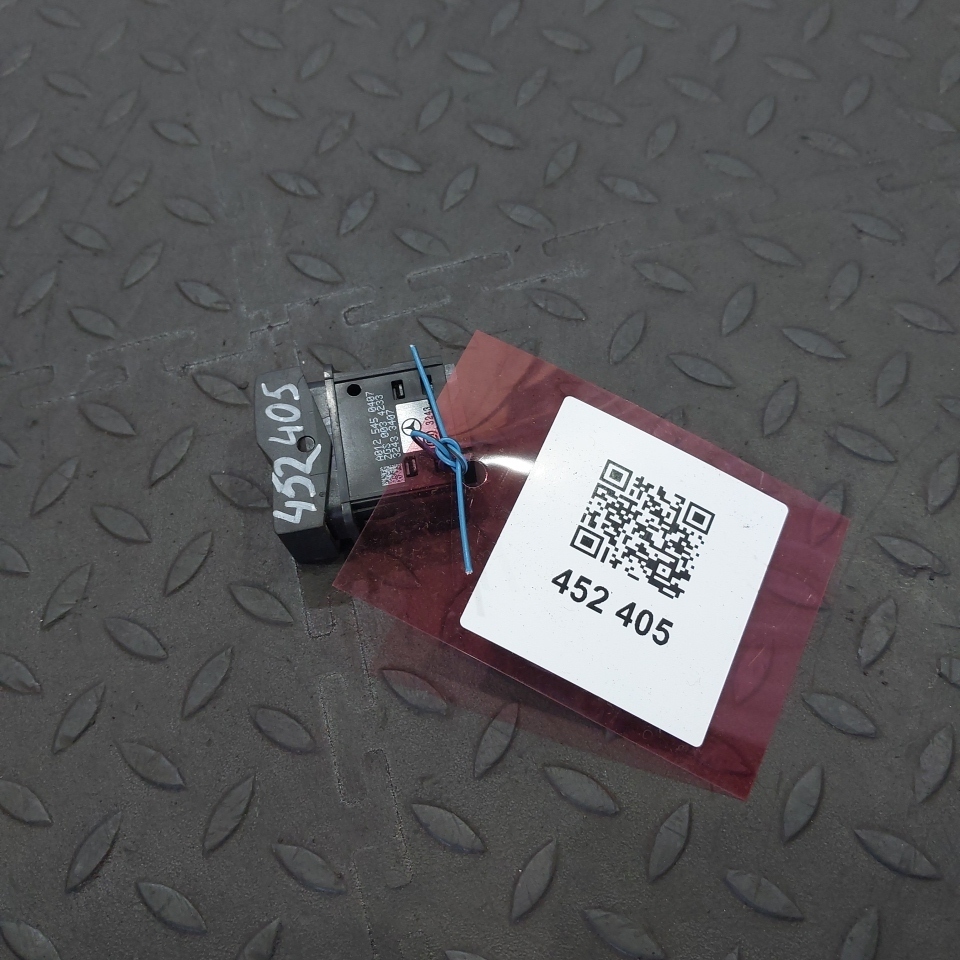 0125450407 MERCEDES Кнопка, № XF452405, фото 1