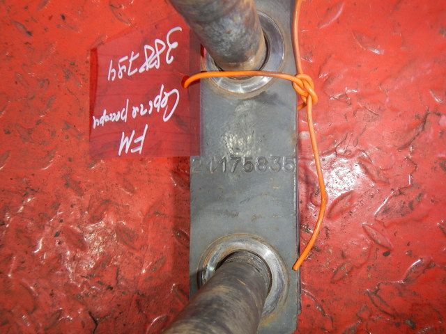 21175835 VOLVO Серьга рессоры, № XF388794, фото 4