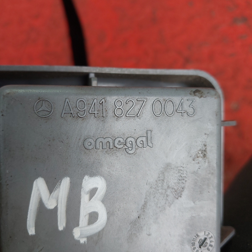 9418270043 MERCEDES Рамка блока кнопок, № XF478768, фото 5