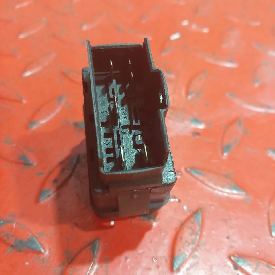 20569981 VOLVO Кнопка, № XF451120, фото 4