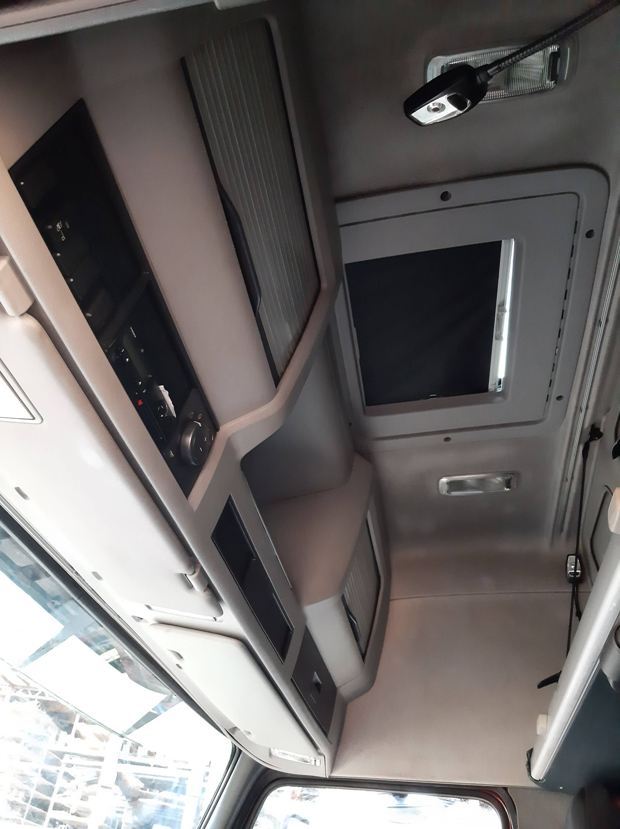 VOLVO Кабина, Globetrotter, № XF243625, фото 13