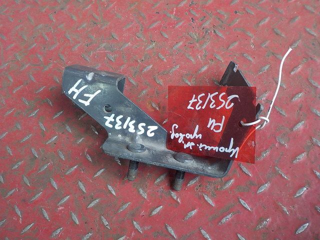22120131 VOLVO Кронштейн электропроводки, № XF253137, фото 3