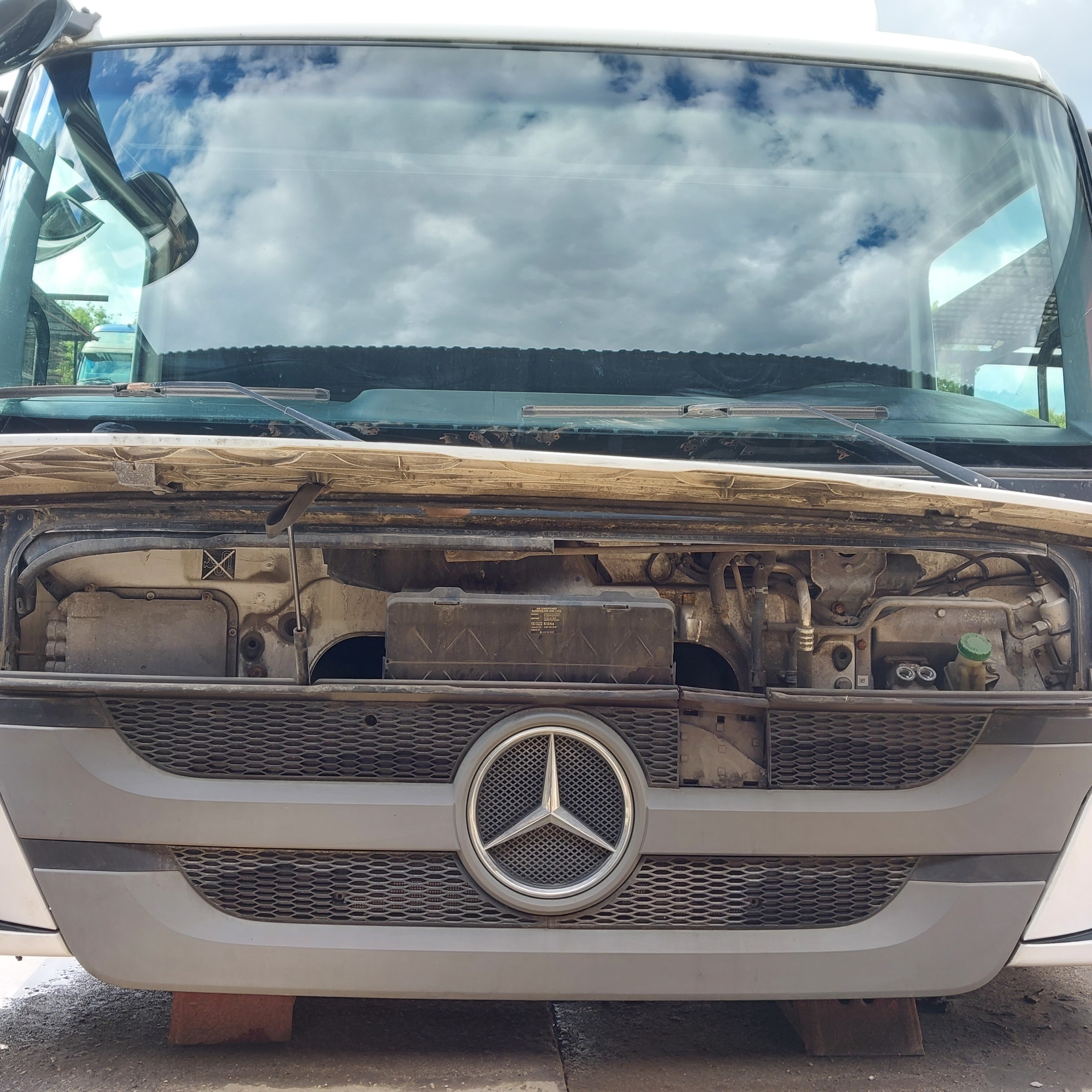 9406000105 MERCEDES Каркас кабины, № XF454691, фото 9