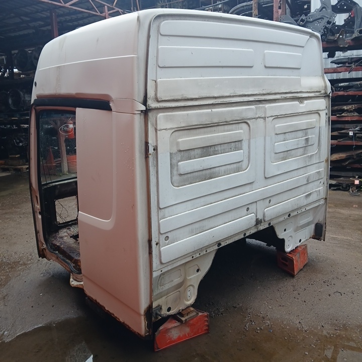 MERCEDES Каркас кабины, № XF463947, фото 3