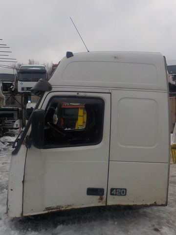 VOLVO Каркас кабины, № XF236133, фото 2