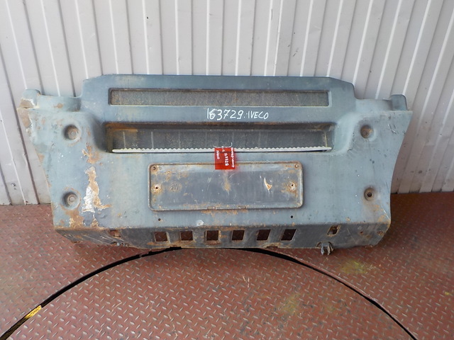 504060073 IVECO Бампер передний центральная часть, № XF163729, фото 3