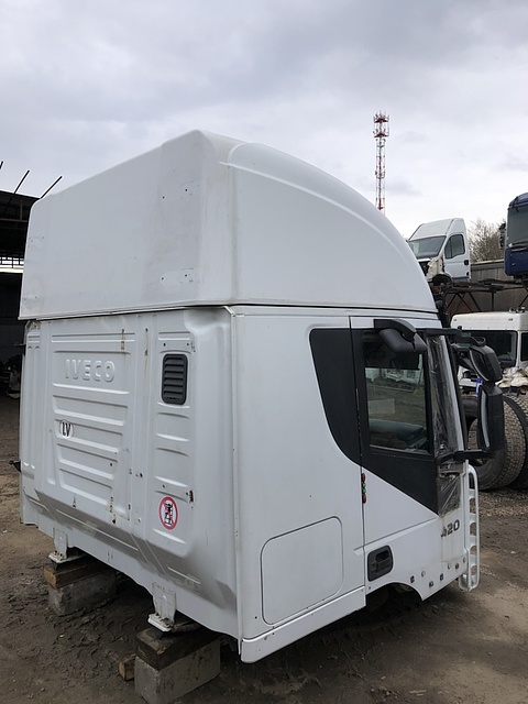 IVECO Каркас кабины, № XF285689, фото 4