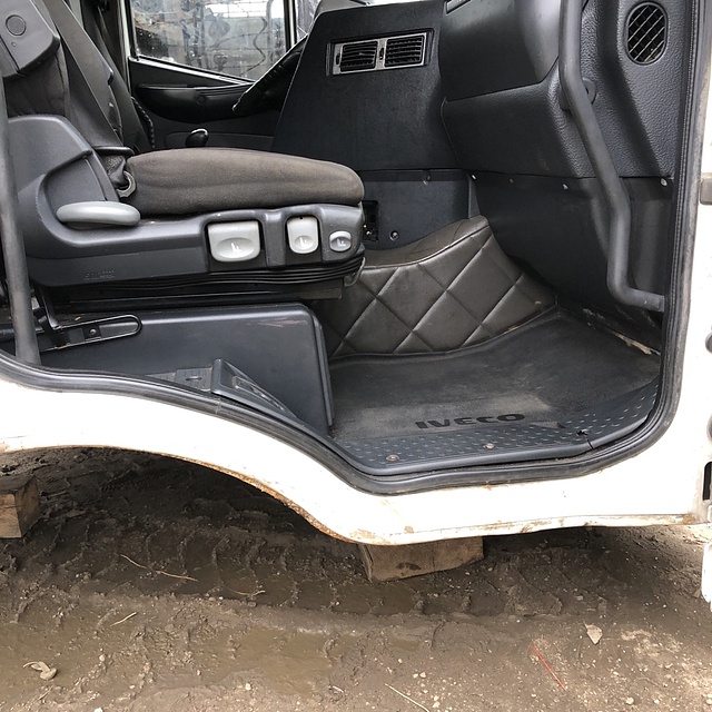 IVECO Каркас кабины, № XF285689, фото 10