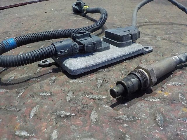 21473997 VOLVO Датчик NOx, № XF184175, фото 3