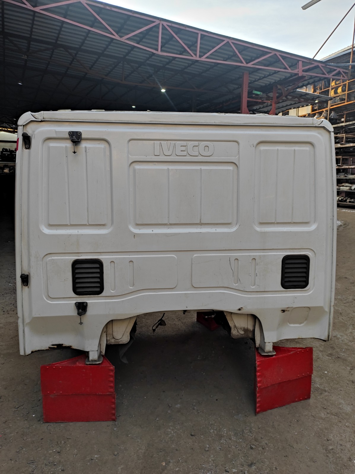 IVECO Каркас кабины, № XF171184, фото 4