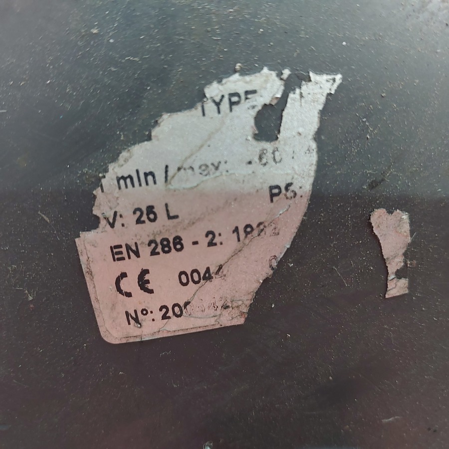 20579604 VOLVO Ресивер воздушный, № XF424780, фото 8