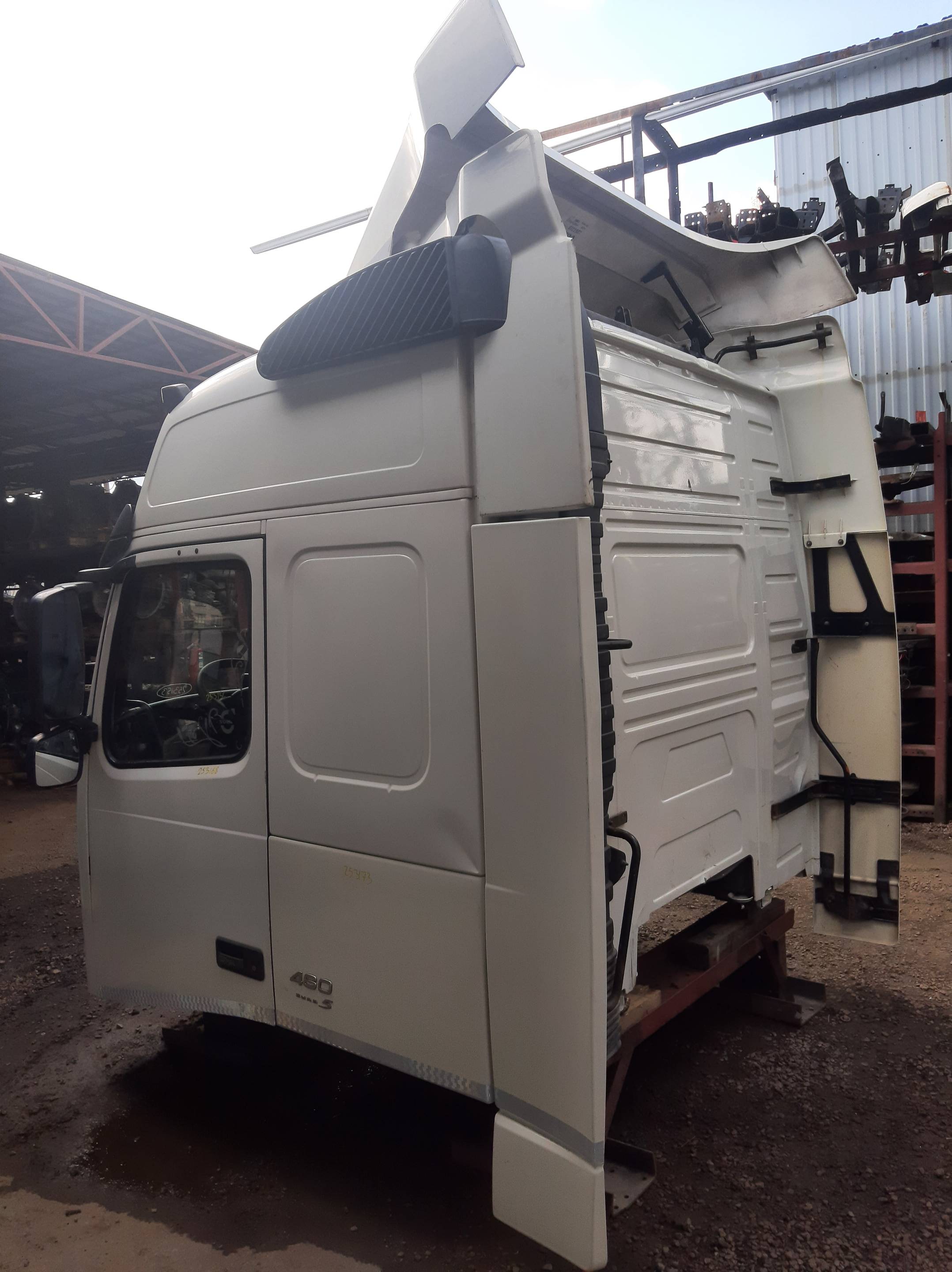 85108936 VOLVO Кабина, Globetrotter, № XF253153, фото 3