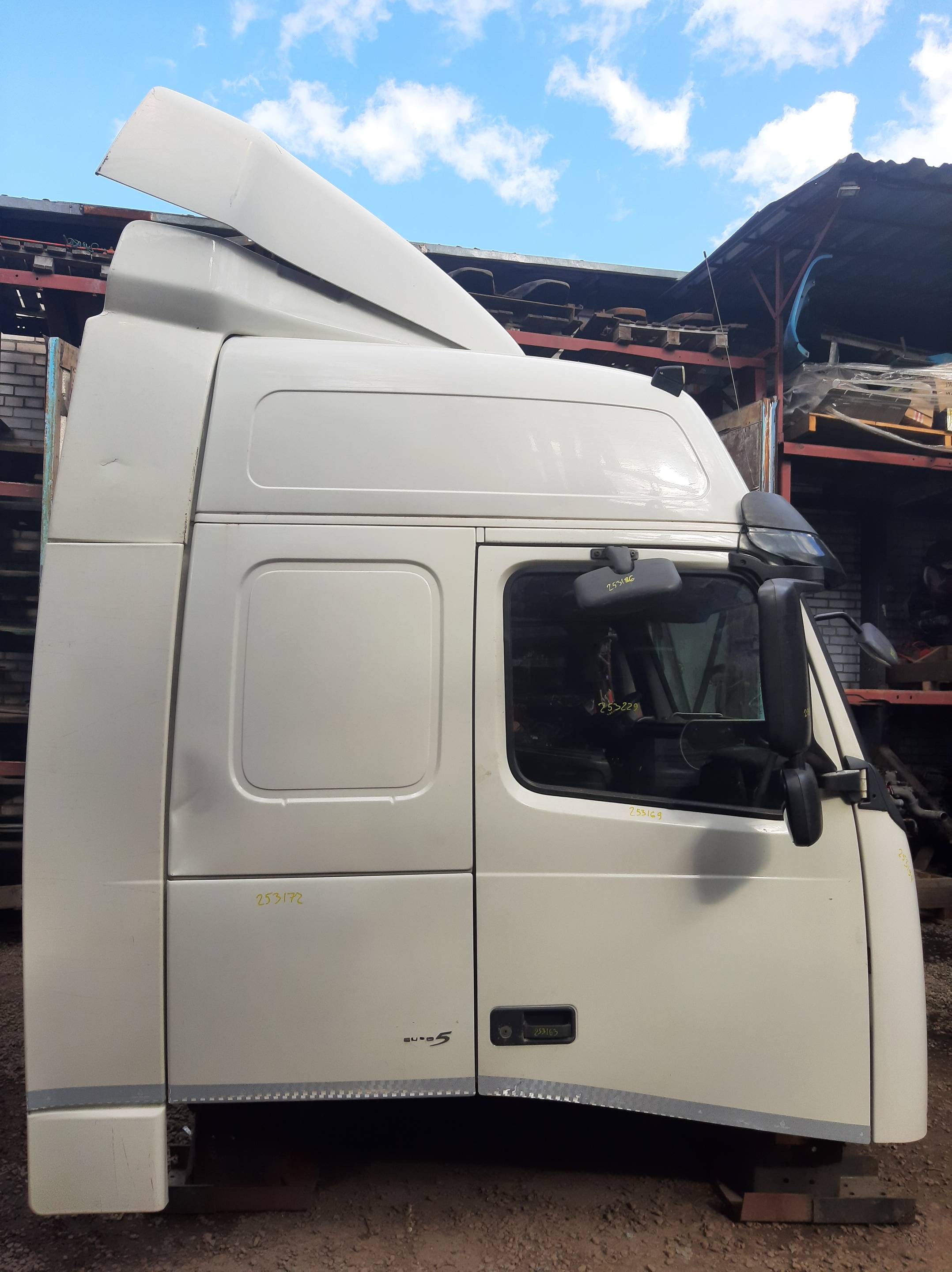 85108936 VOLVO Кабина, Globetrotter, № XF253153, фото 6