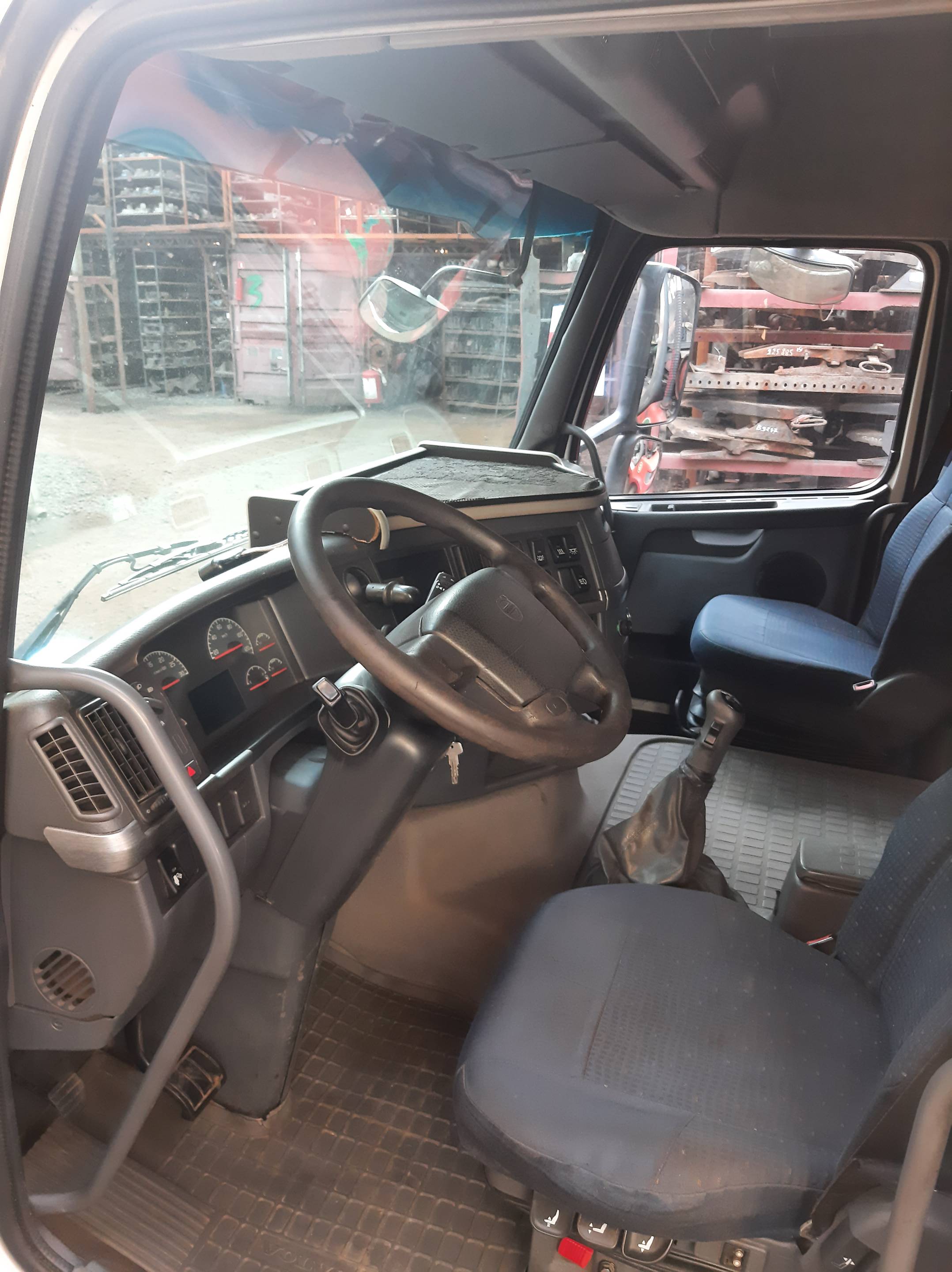 85108936 VOLVO Кабина, Globetrotter, № XF253153, фото 12
