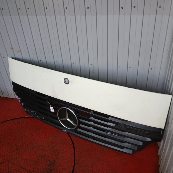9417511018 MERCEDES Капот, № XF474186, фото 1
