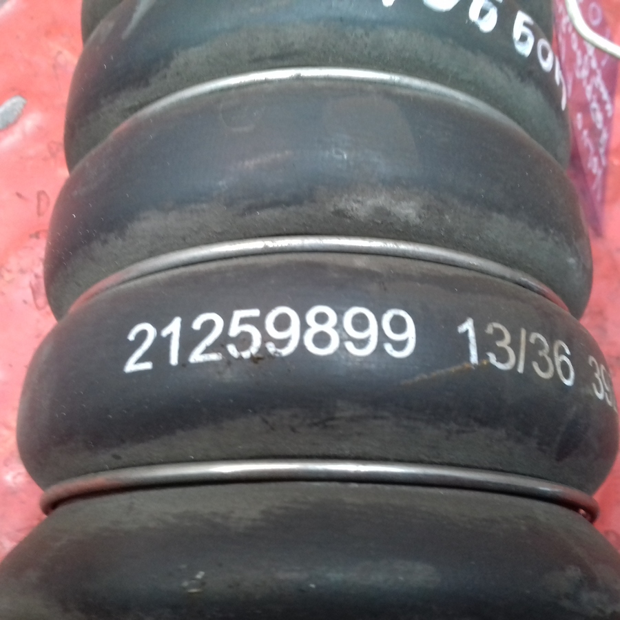 21259899 VOLVO Патрубок интеркулера, № XF409904, фото 4