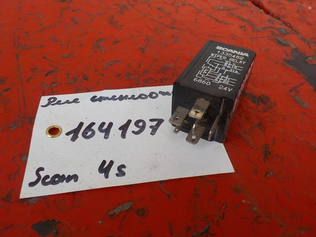 1335482 SCANIA Реле стеклоочистителя, № XF164197, фото 1