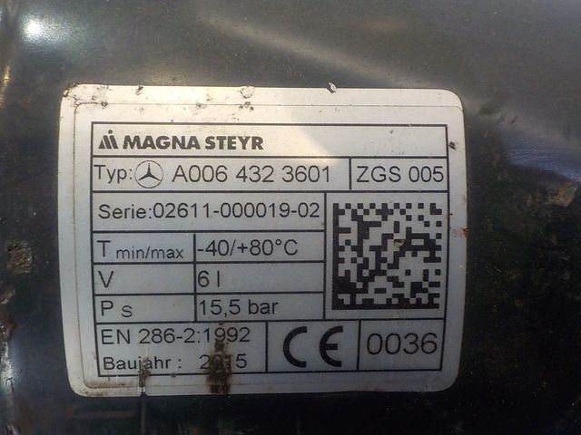 0064323601 MERCEDES Ресивер воздушный, № XF250933, фото 4
