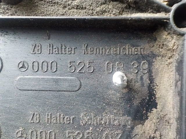 0005250839 MERCEDES Кронштейн заднего фонаря, № XF250947, фото 5