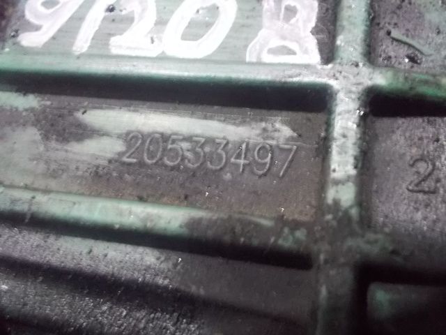 20533497 VOLVO Крышка двигателя, № XF91208, фото 3