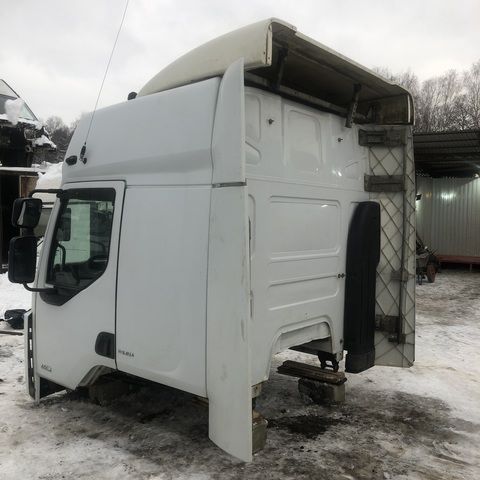 RENAULT Кронштейн спойлера, № XF369234, фото 1