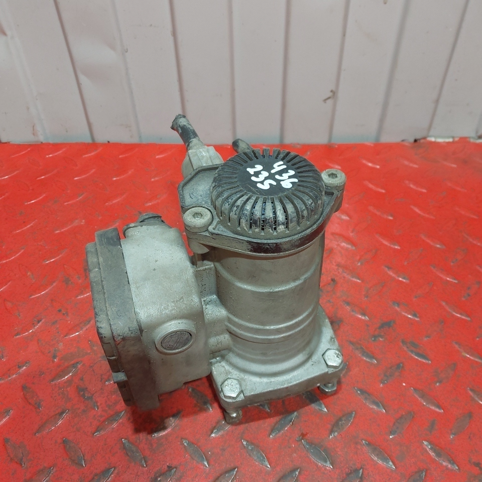 81523016213 MAN Кран управления тормозами прицепа, № XF439235, фото 3