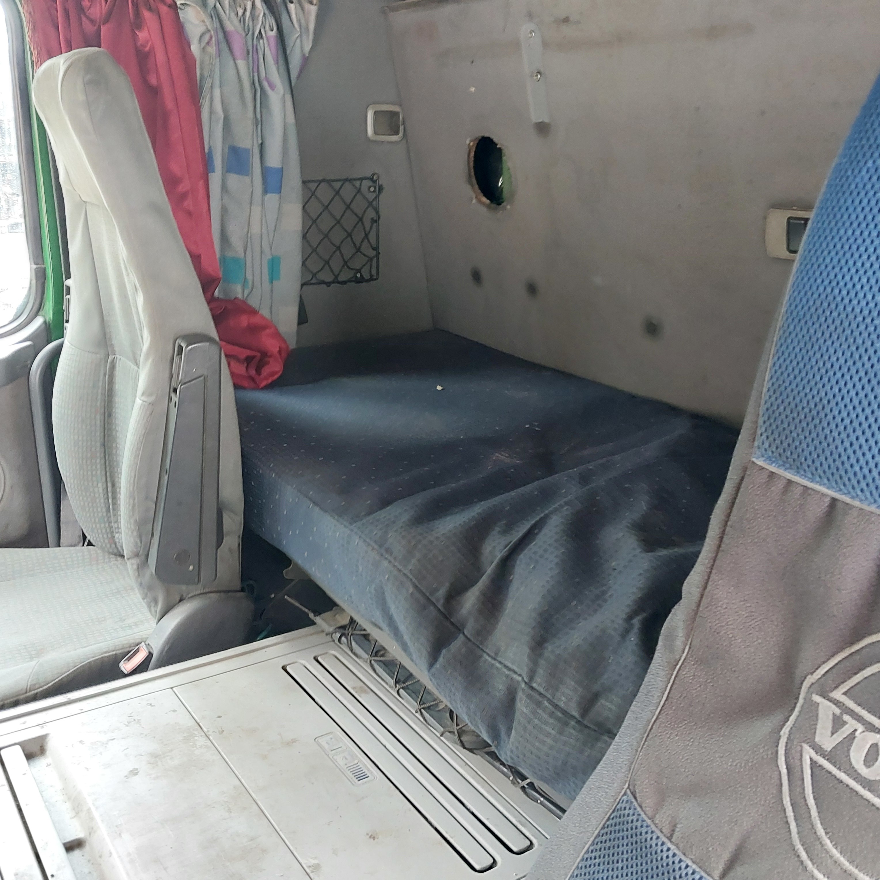 VOLVO Кабина, Globetrotter XL, № XF470003, фото 14