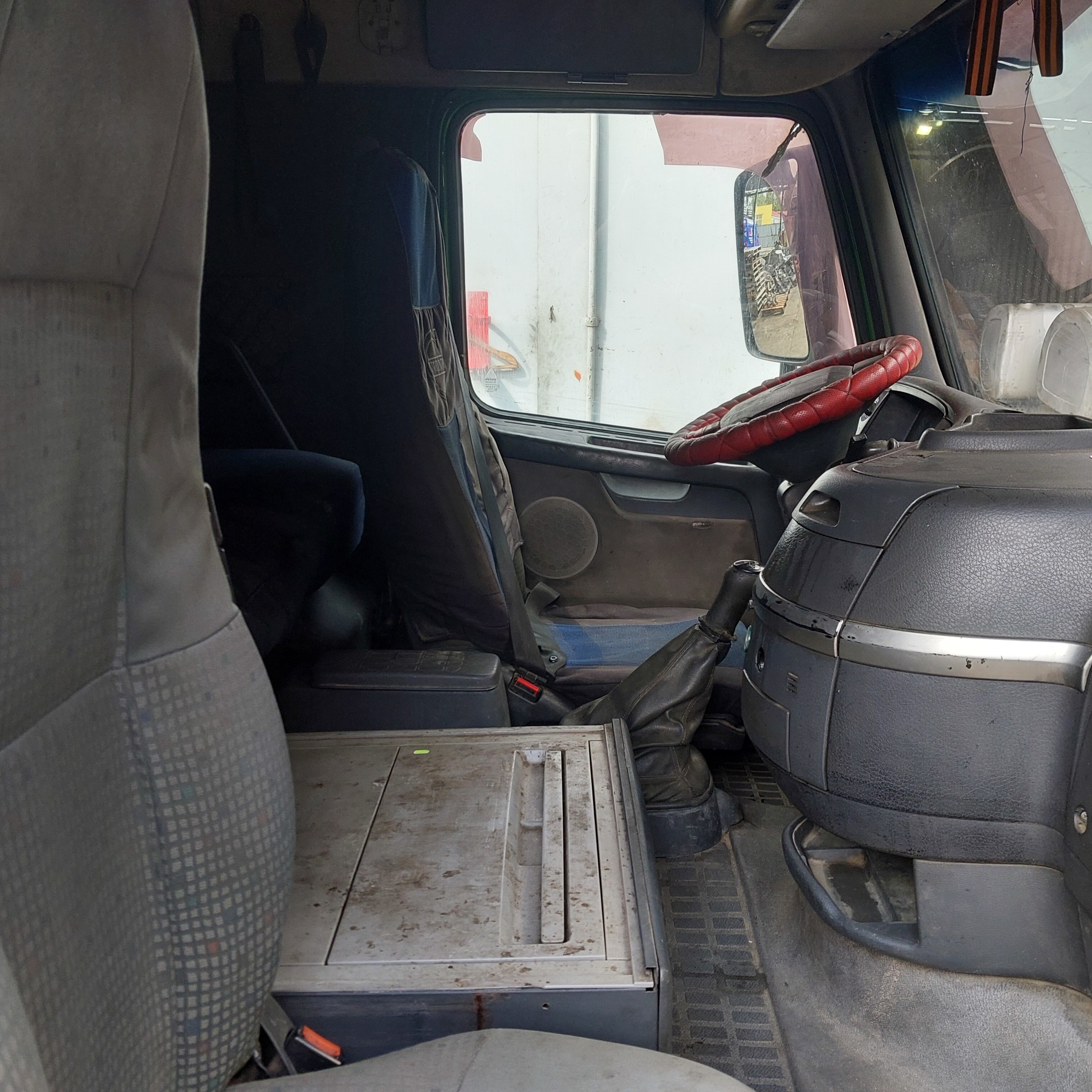 VOLVO Кабина, Globetrotter XL, № XF470003, фото 19
