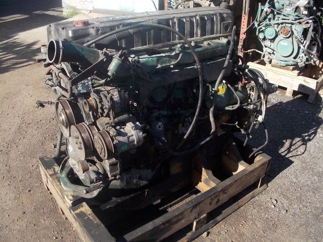 VOLVO Двигатель, D12C, № XF53208, фото 4
