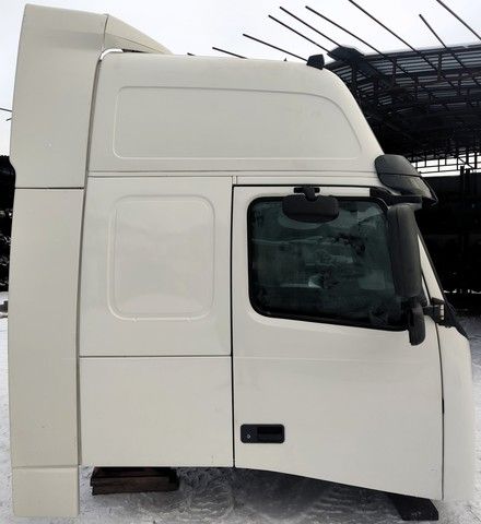VOLVO Кабина, Globetrotter XL, № XF359710, фото 6