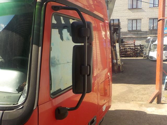 0028100814 MERCEDES Кронштейн зеркала, № XF137815, фото 1