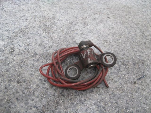 504012609 IVECO Датчик ABS, № XF8250, фото 1