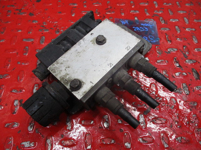 3944716 VOLVO Кран ECAS, № XF281171, фото 1