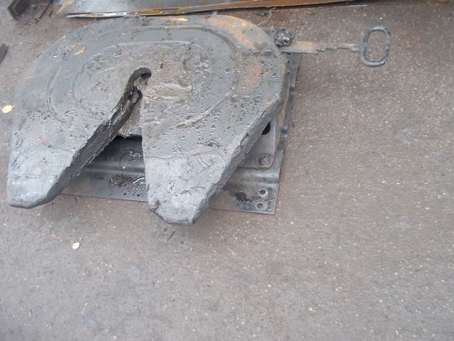 1303733 DAF Седло, № XF23096, фото 1