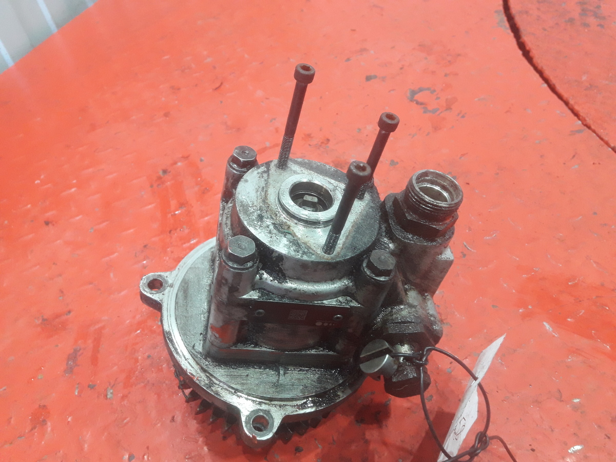 24424074 VOLVO Насос ГУР, № XF398358, фото 4