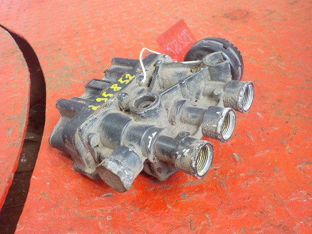 20514449 VOLVO Кран ECAS, № XF295852, фото 1