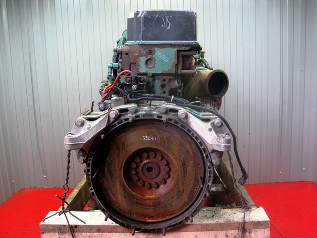 1639652 VOLVO Двигатель, D12D, 420 hp, Euro3, № XF256865, фото 1